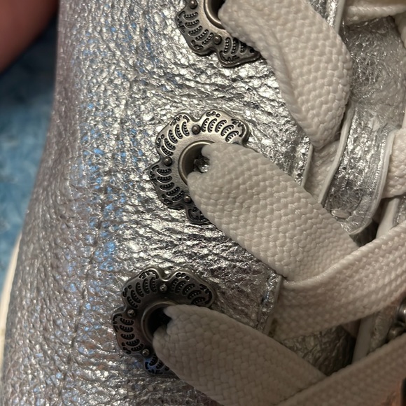 Coach C101 Sneaker, Silver, US size 9B - Picture 5 of 7
